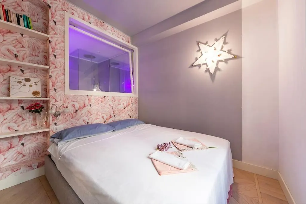 Luxury Suite Duomo - Porta Venezia Milan Apartment