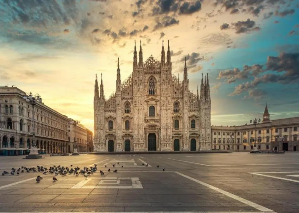 Luxury Suite Duomo - Porta Venezia Milan Apartment